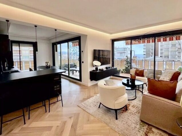 Appartement rénové et meublé de 2 chambres