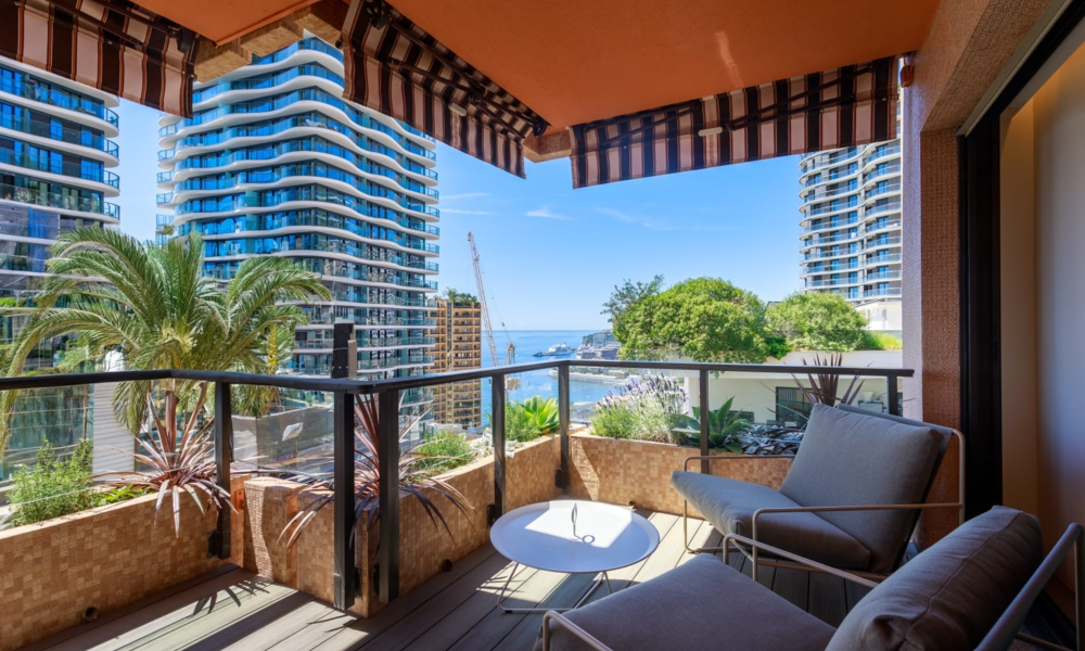 Studio luxueusement rénové avec vue sur la mer - 1/20