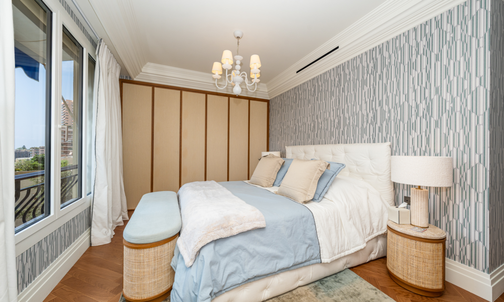 Appartement luxueusement rénové avec vue sur la mer - 10/14