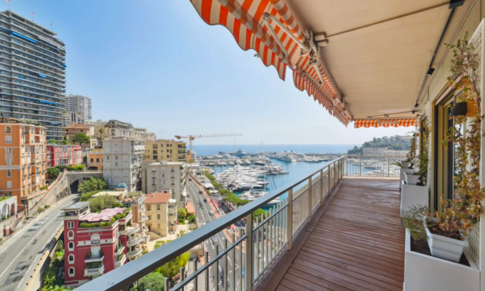 Appartement de 3 chambres avec vue sur F1 et Port Hercule - 2/18