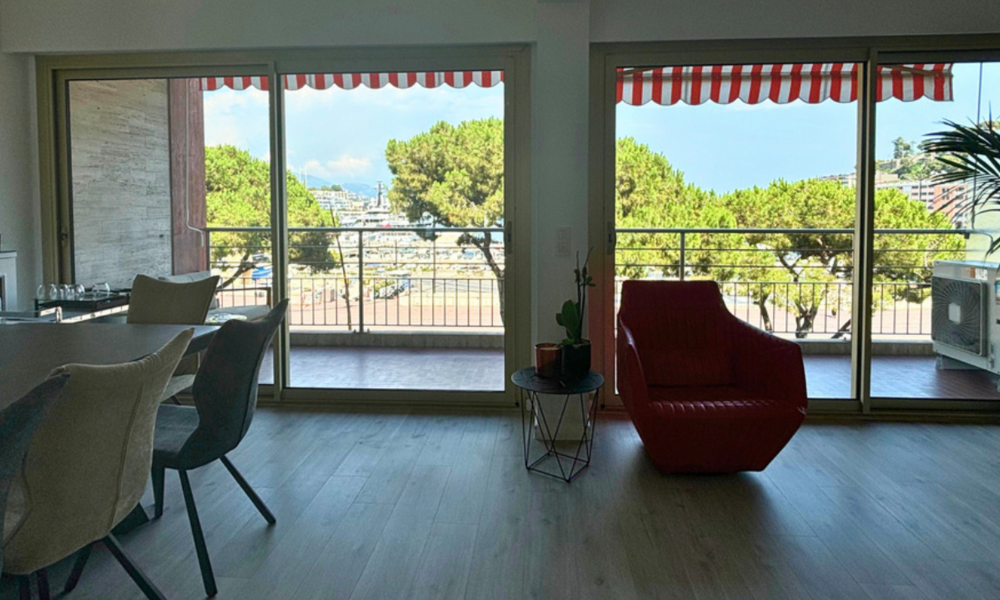 Appartement de 2 chambres avec vue sur la piste F1 au premier rang - 5/7