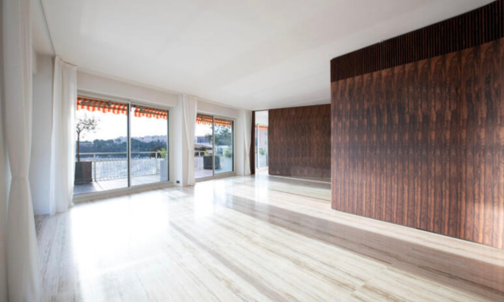 Appartement de 3 chambres avec vue sur F1 et Port Hercule - 10/18