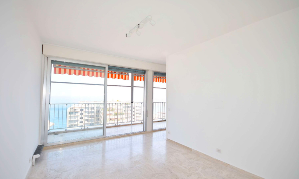 Appartement en étage élevé avec vue sur la mer - 3/6