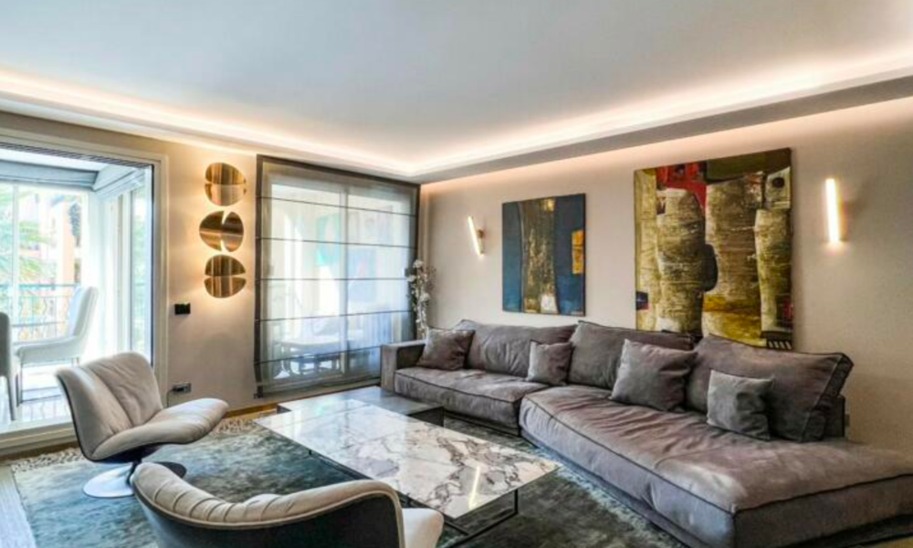 Appartement rénové de 4 chambres avec vue sur la mer - 1/12