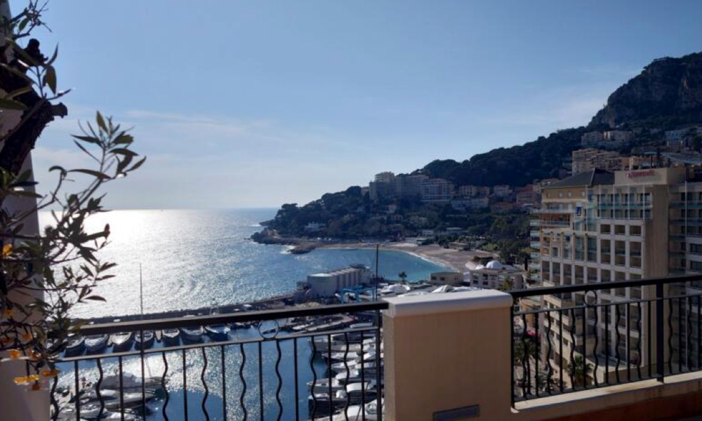 Appartement familial avec vue sur la mer et piscine privée - 3/15